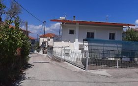 EFTHYMIOS Φθηνη και ησυχη διαμονη